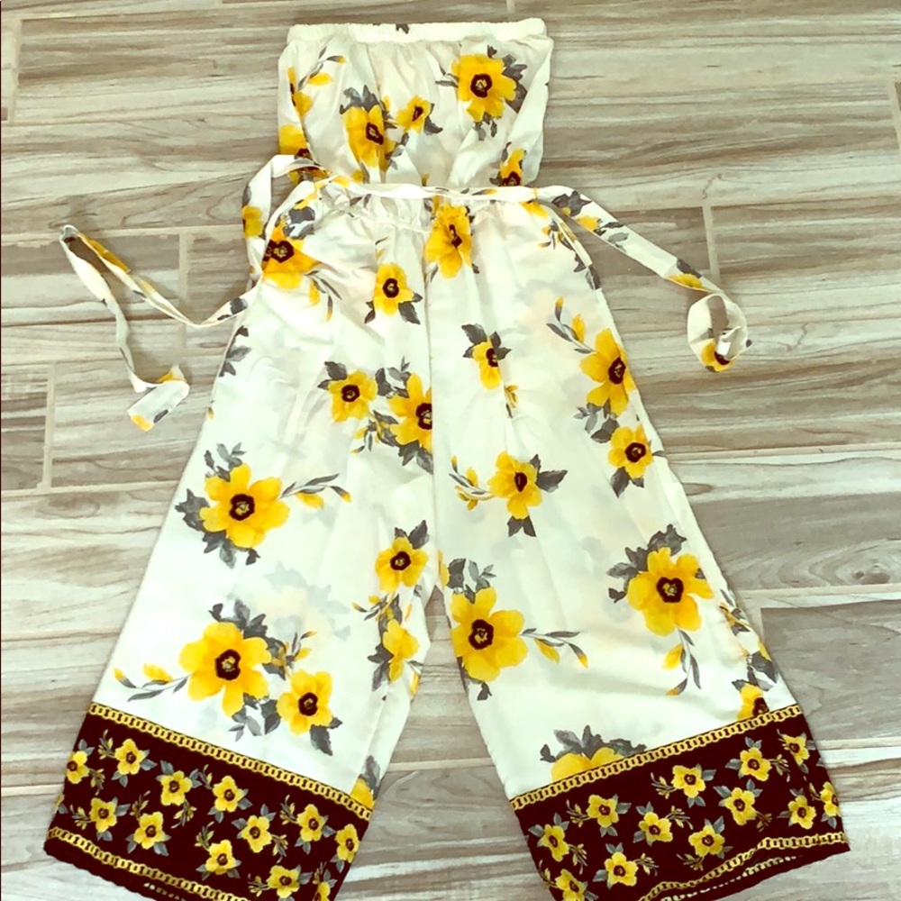 Strapless yellow flower jumpsuit